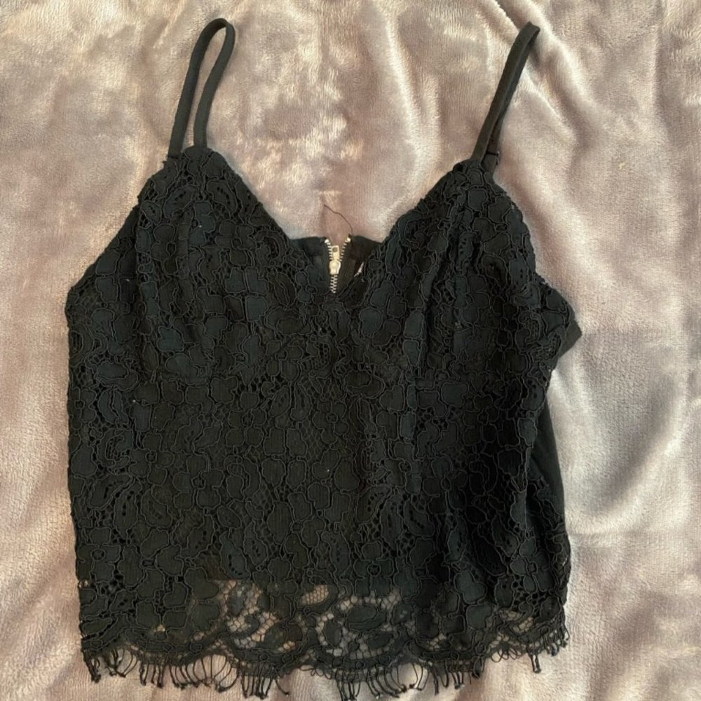 laced tank top